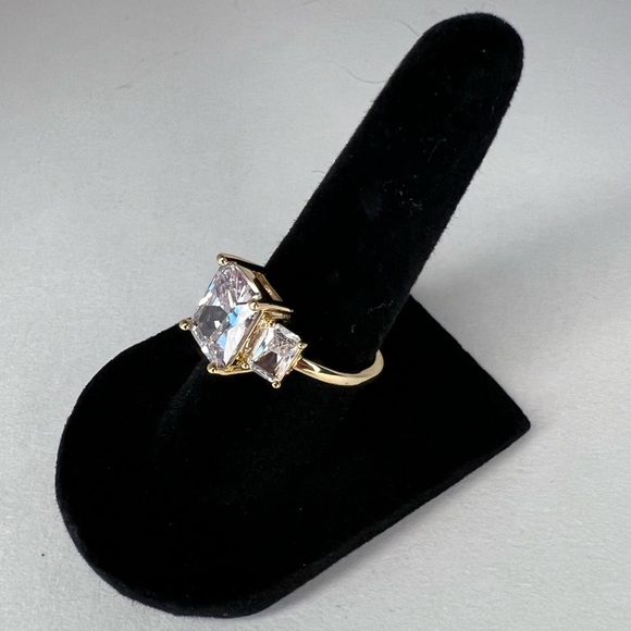 NWT Charter Club Rectangle Cubic Zirconia Gold Plated Ring Size 6 with Gift Box - Picture 5 of 9